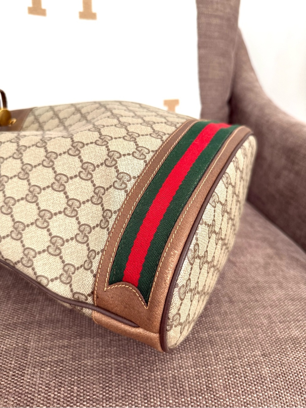 Gucci authentic brown monogram coated canvas Bucket Bag brown leather - Picture 9 of 16